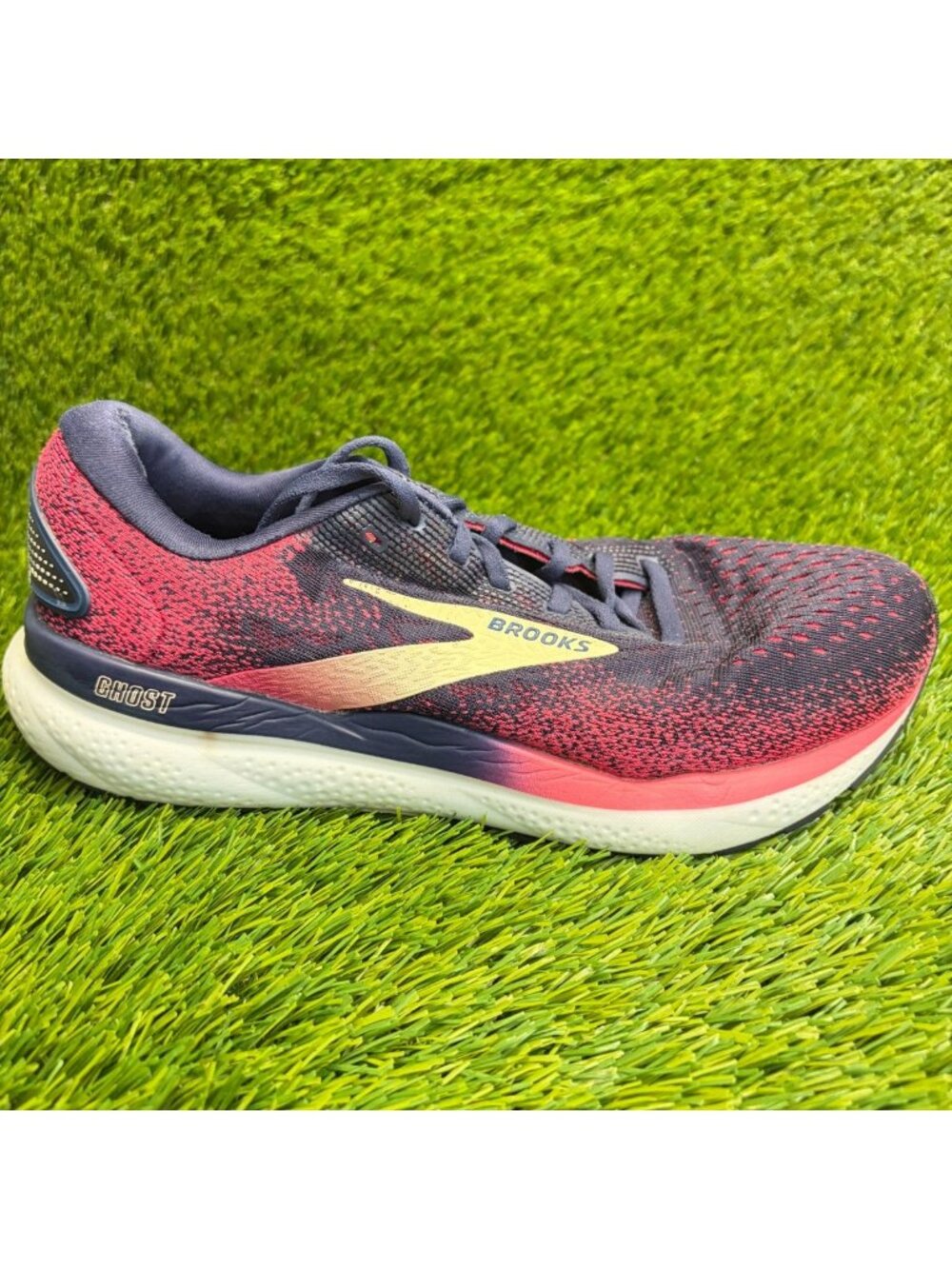Brooks Ghost 16 Womens Size 9EE Navy Blue Pink Athletic Running Shoes Sneakers
